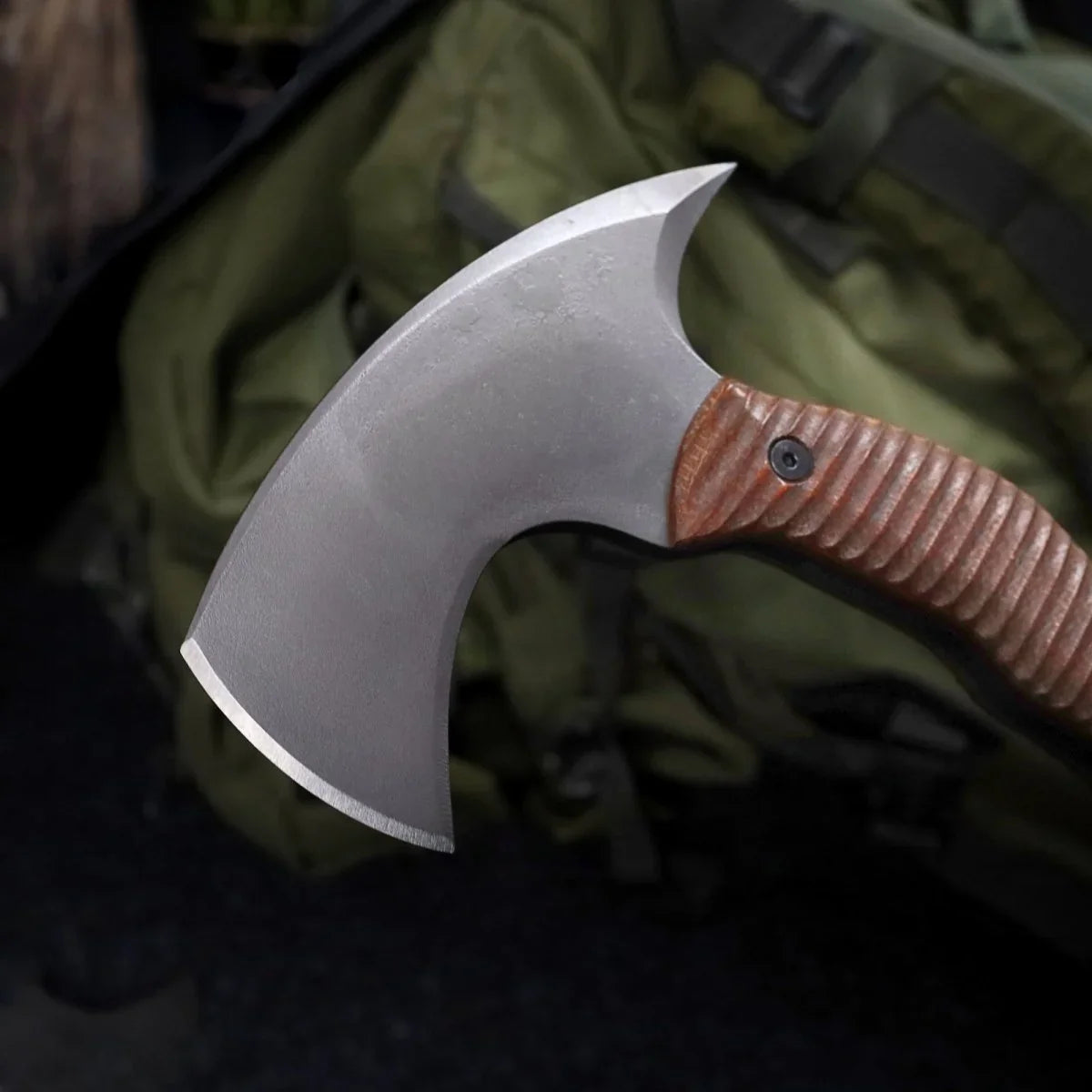 Compact tomahawk "Balor" with polymer composite handle
