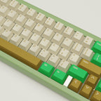 Creamy Green Design Keycaps and Mechanical Keyboard