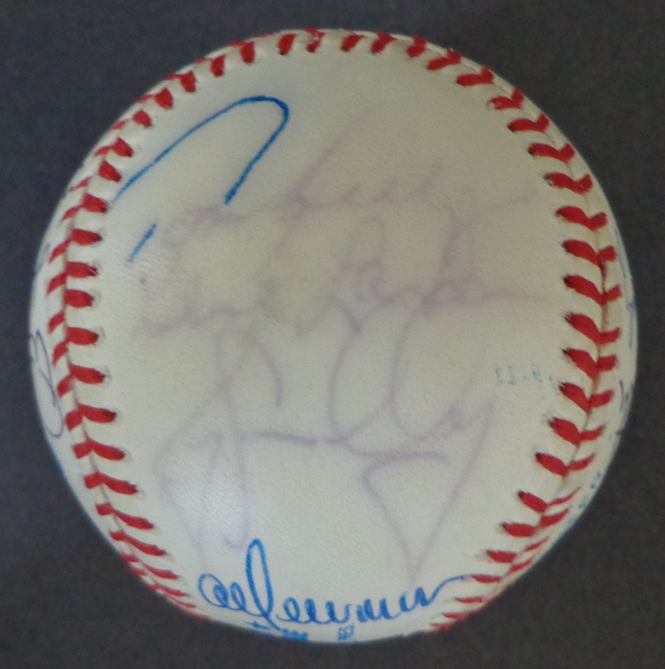 1987-88 Twins Team Signed (17) OAL Baseball Puckett Oliva Blyleven (HOF)155684