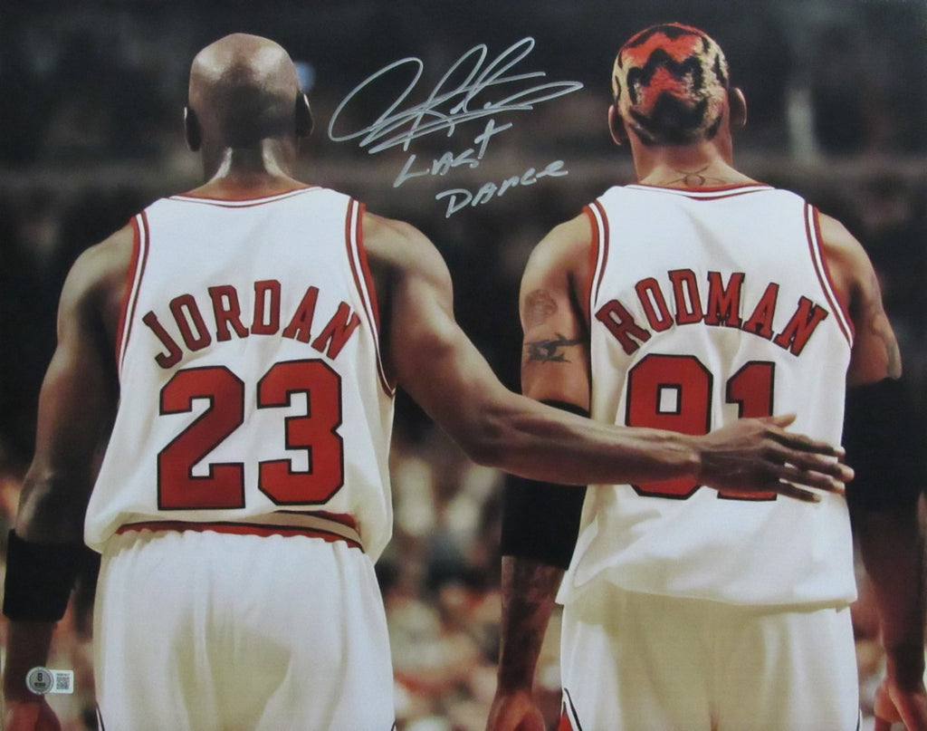 Dennis Rodman HOF Signed/Inscribed 16x20 Photo w/ Jordan Bulls Beckett 190312