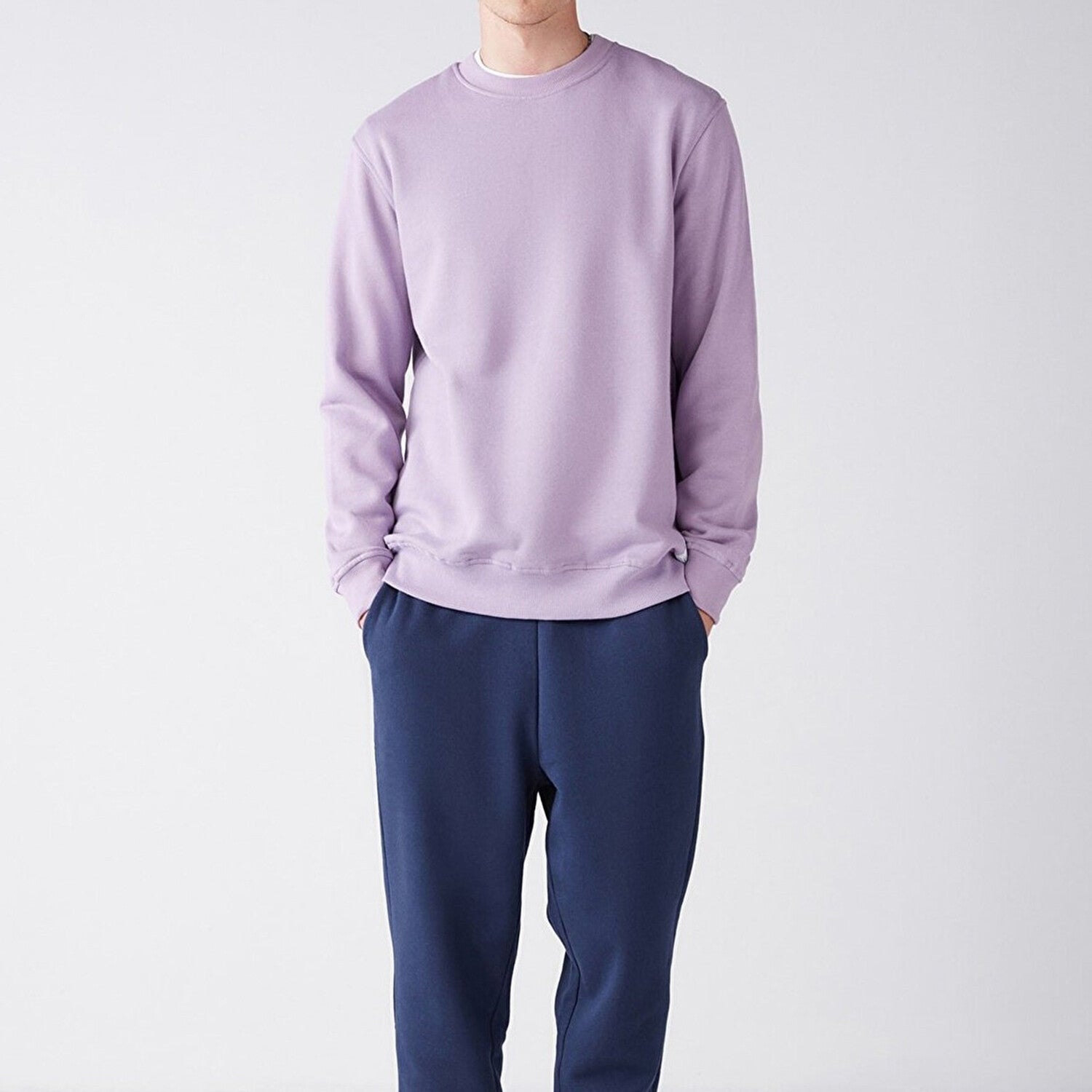 Comfort Fit Sweatshirt // Lilac