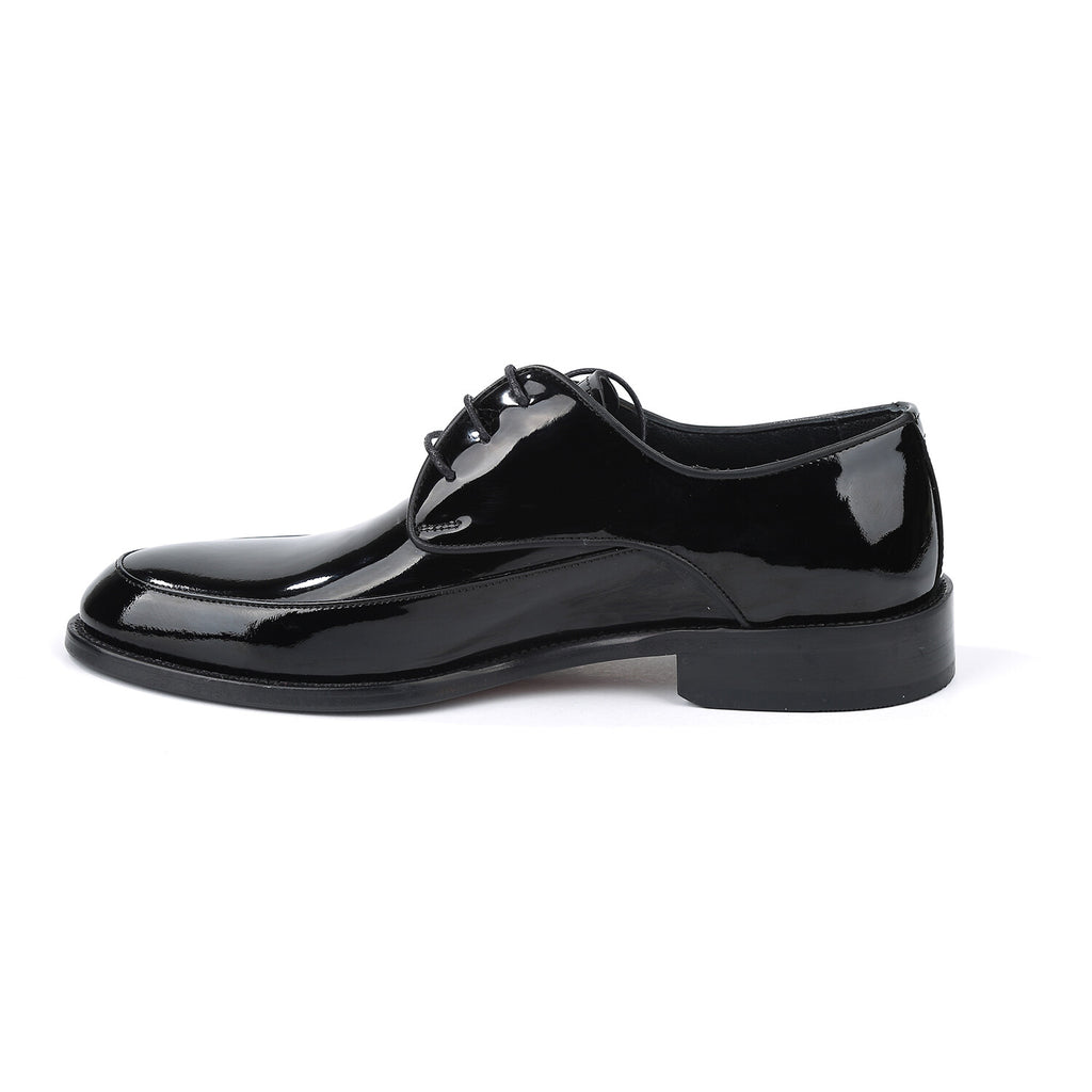 Patent Leather Brogue Dress Shoe // Black