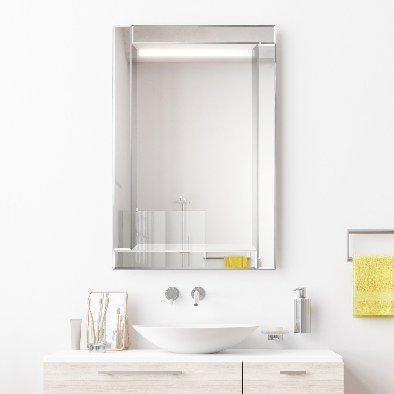 Moderno Beveled Rectangular Wall Mirror