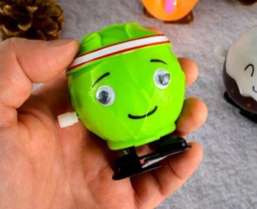 2pk Racing Brussel Sprouts - What more can I say?  Hilarious Wind Up Racing Toys