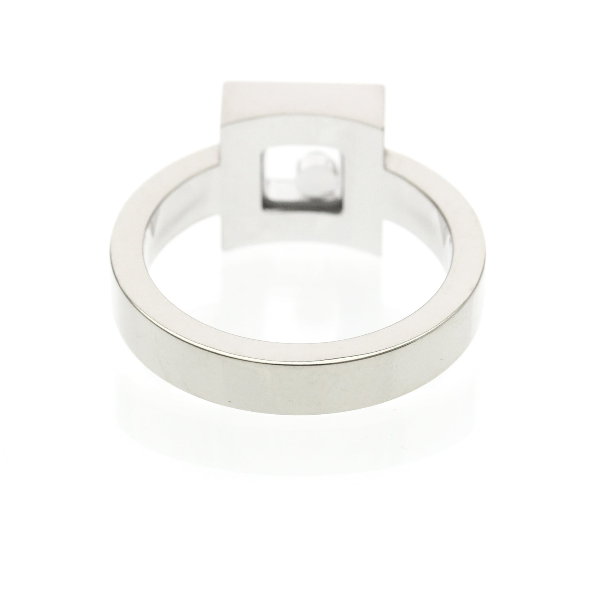 Chopard Happy Diamonds Ring — Diamonds That Actually Move
