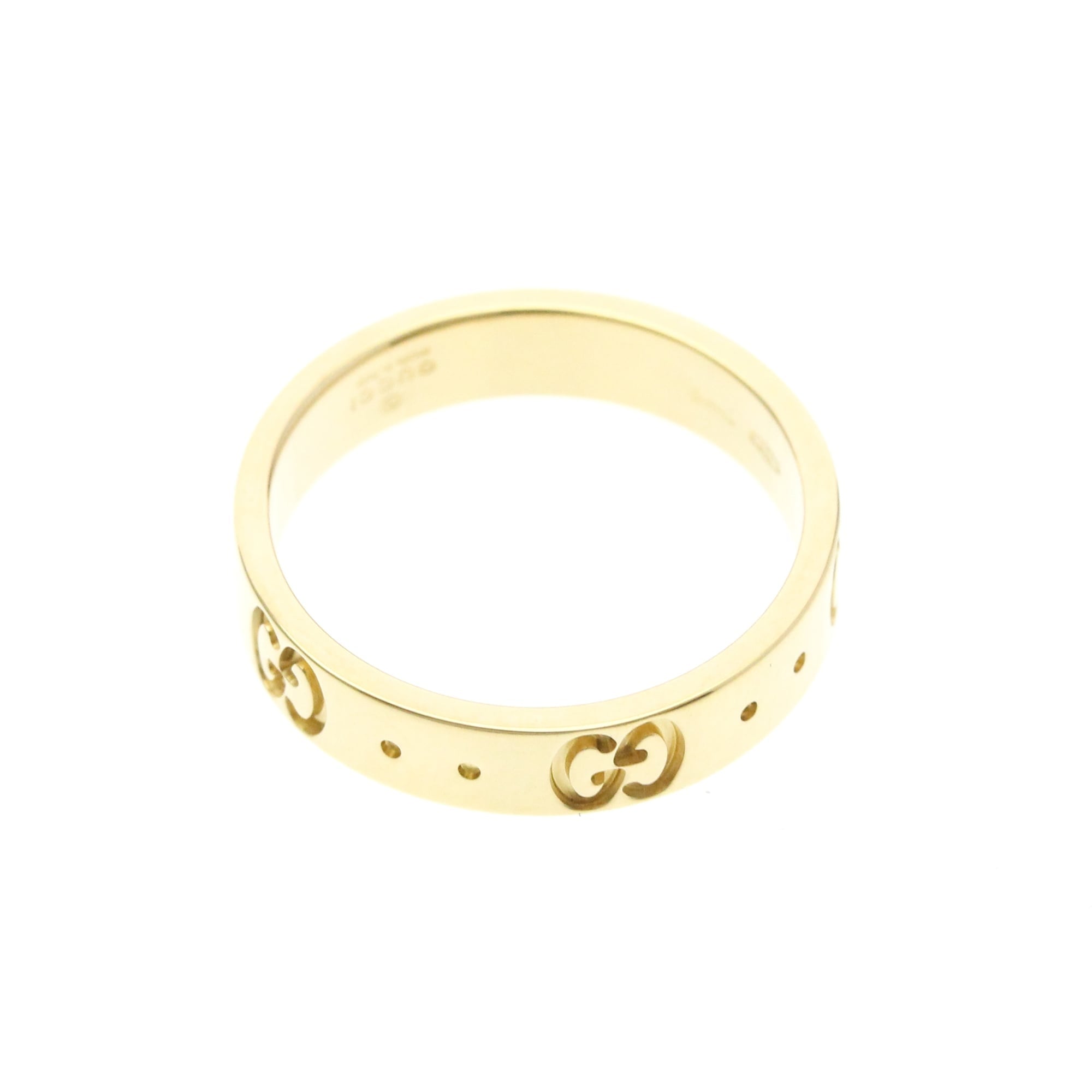 Gucci Icon Ring — The GG, Worn With Intention