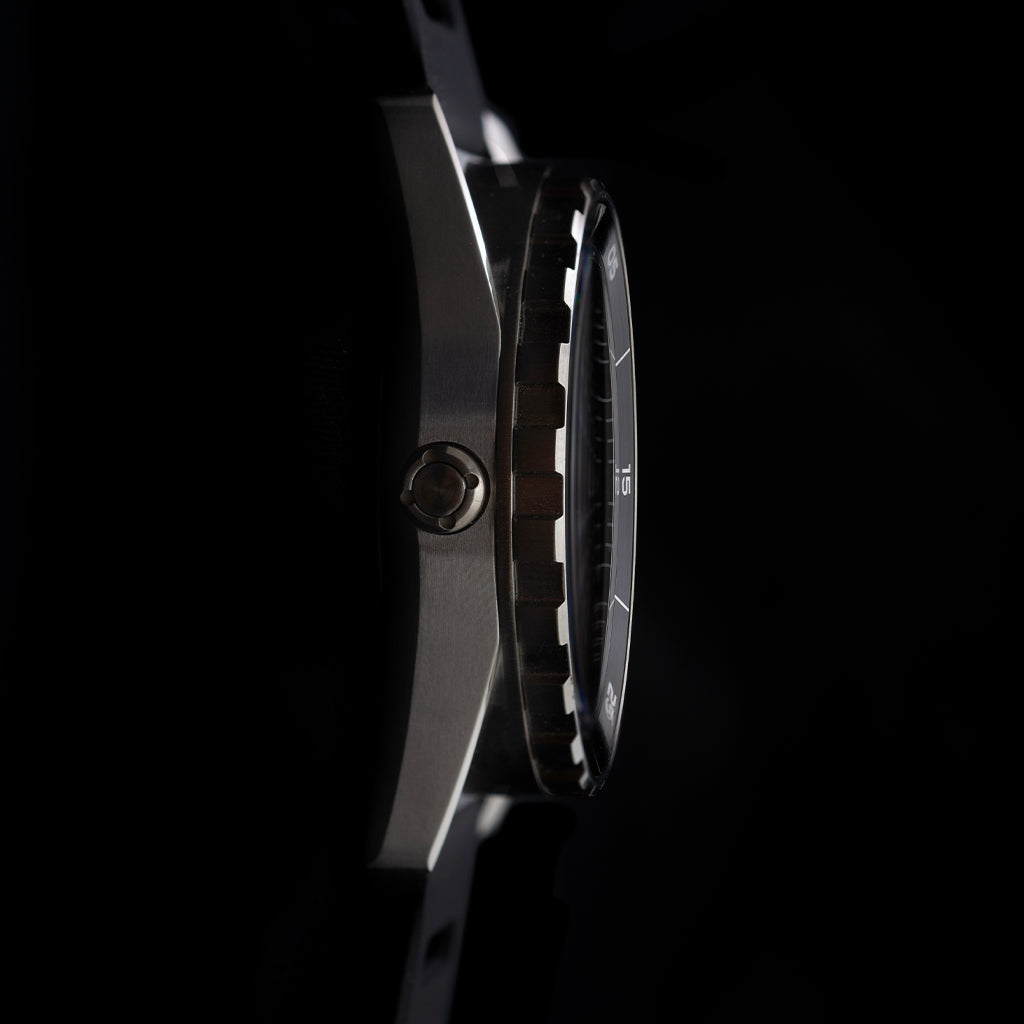 DV-02 - Automatic Dive Watch with Silicone Sport Strap
