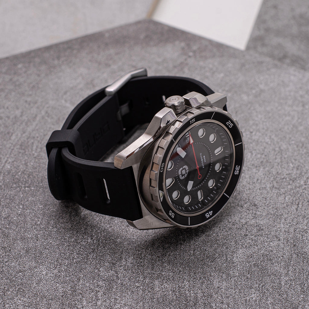 DV-02 - Automatic Dive Watch with Silicone Sport Strap
