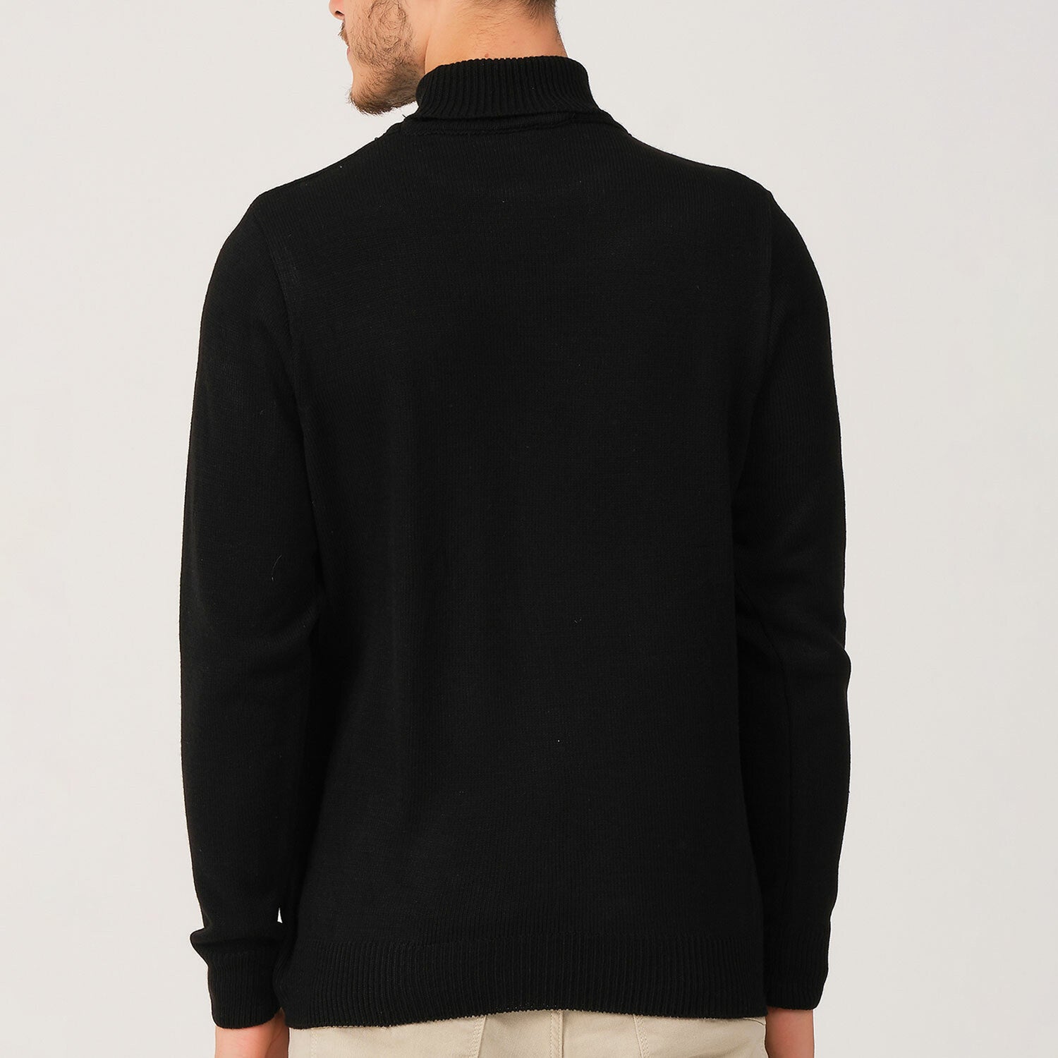 Zane Sweater // Black