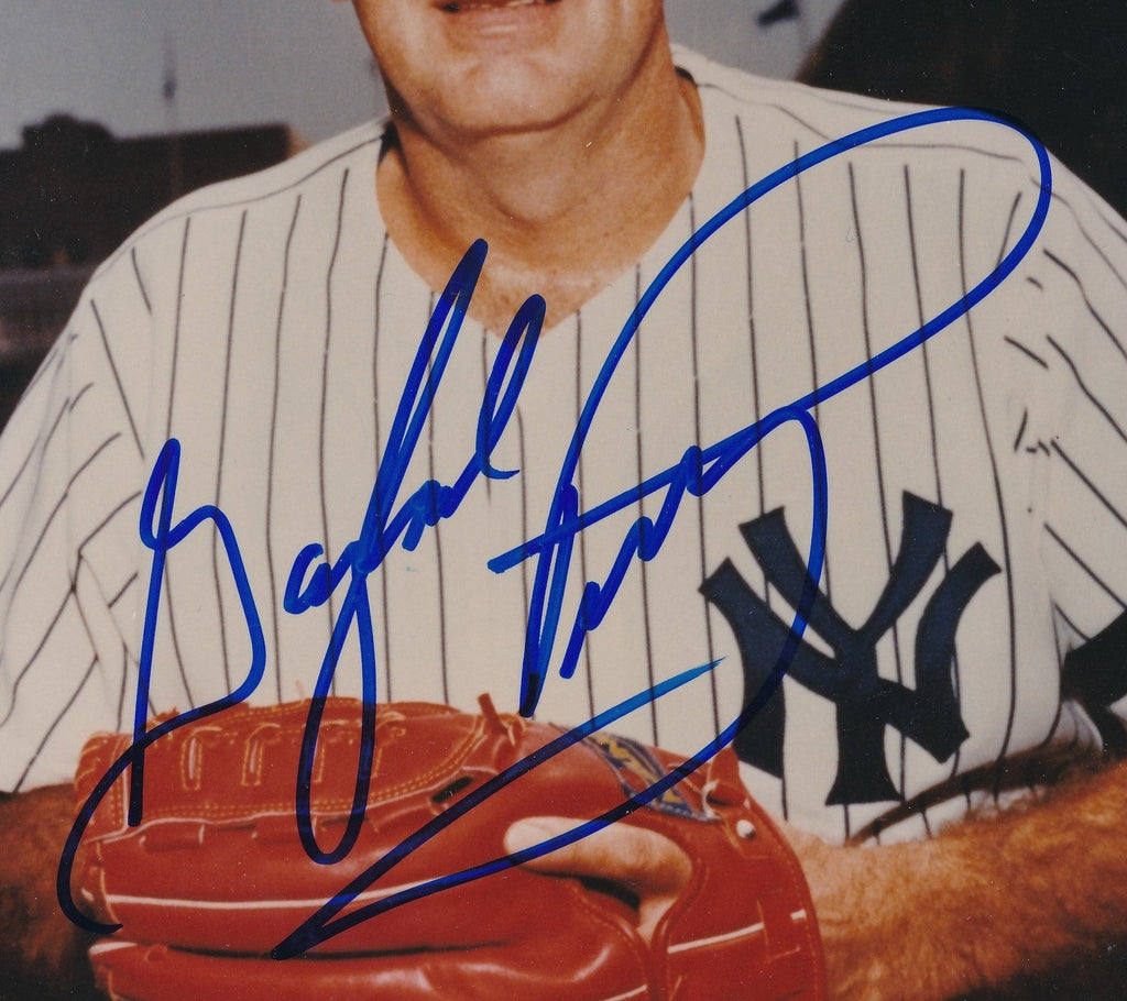 Gaylord Perry HOF Autographed 8x10 Photo New York Yankees JSA 181930