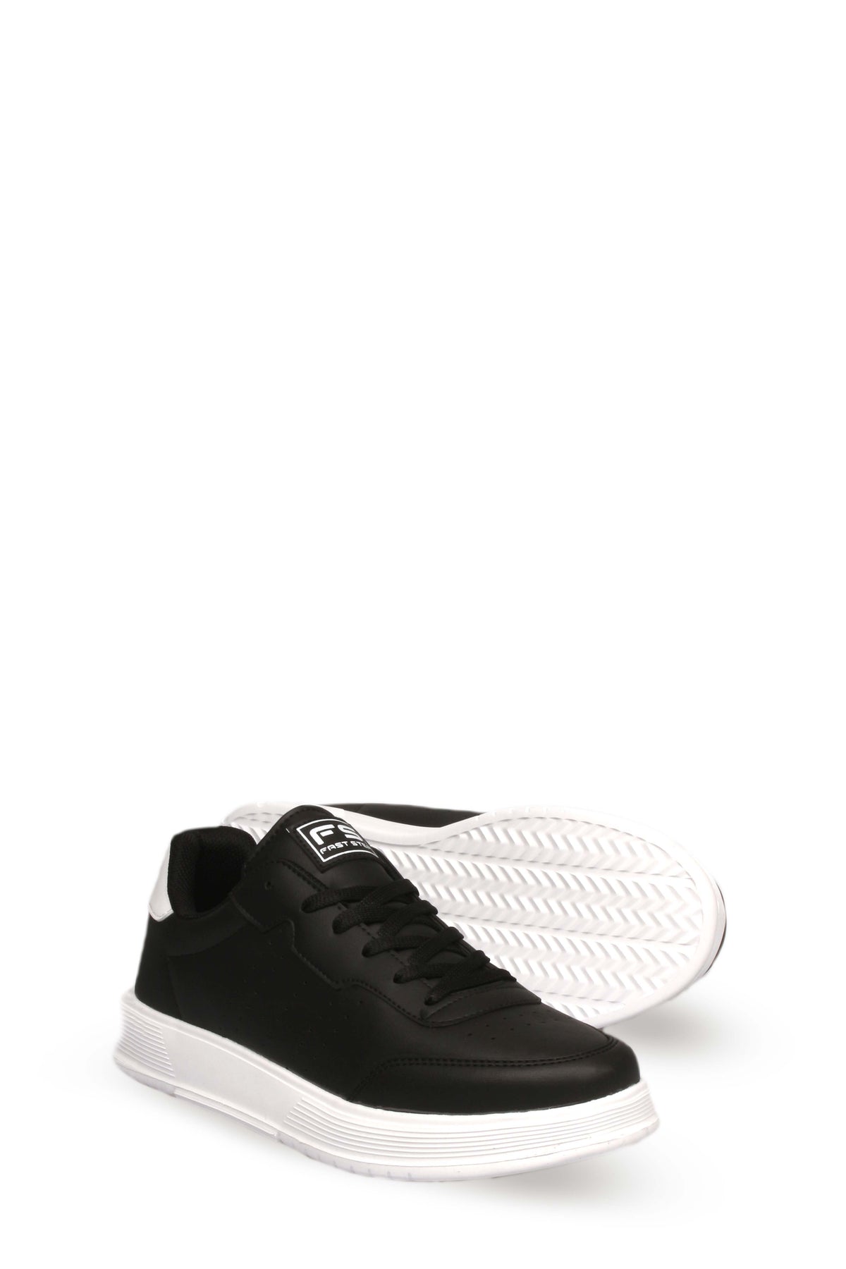 Black and White Contrast-Sole Walking Sneakers for Men | Wessi