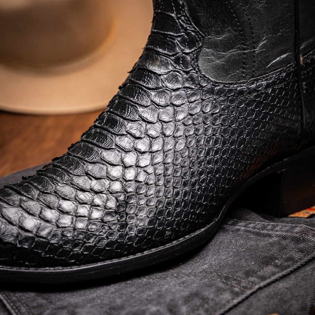 Western Collection Kansas // Python Leather Cowboy Boot // Black