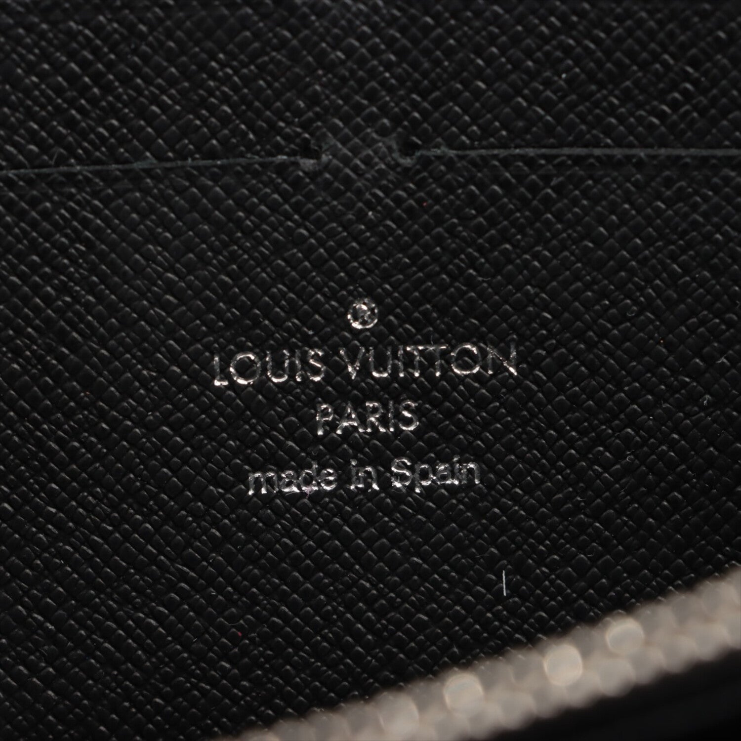 Louis Vuitton Epi Zippy Wallet Round-Zip-Wallet // Black