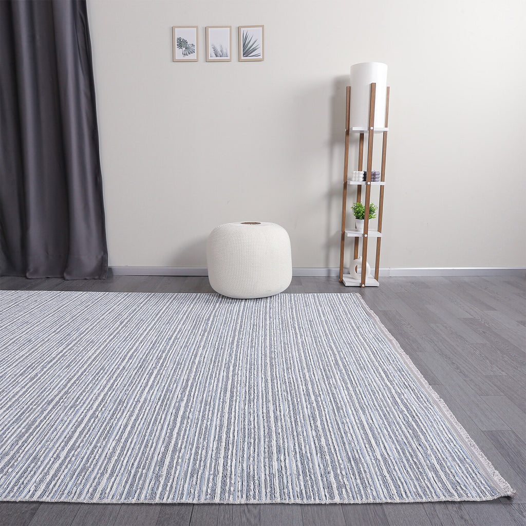 Chenille Woven Rug // Blue