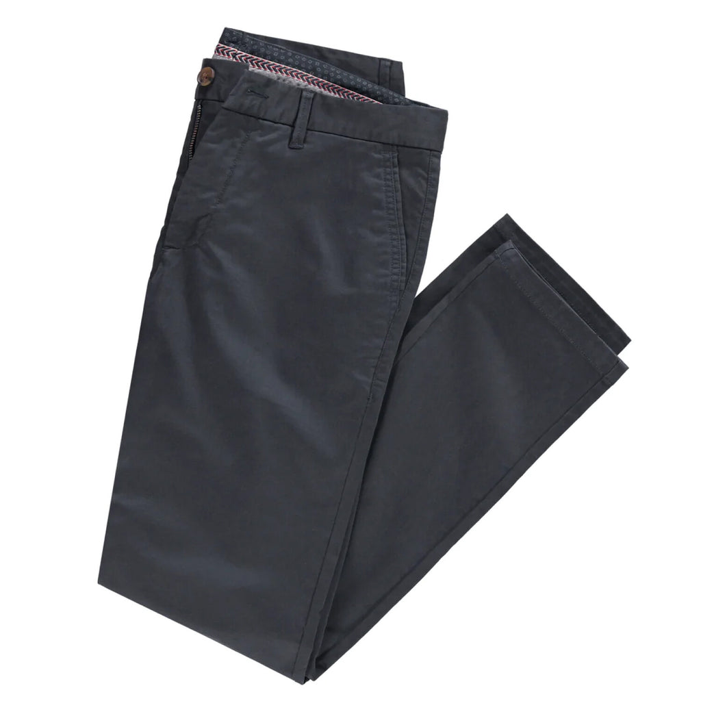 Feel Good Chinos // Ink Blue
