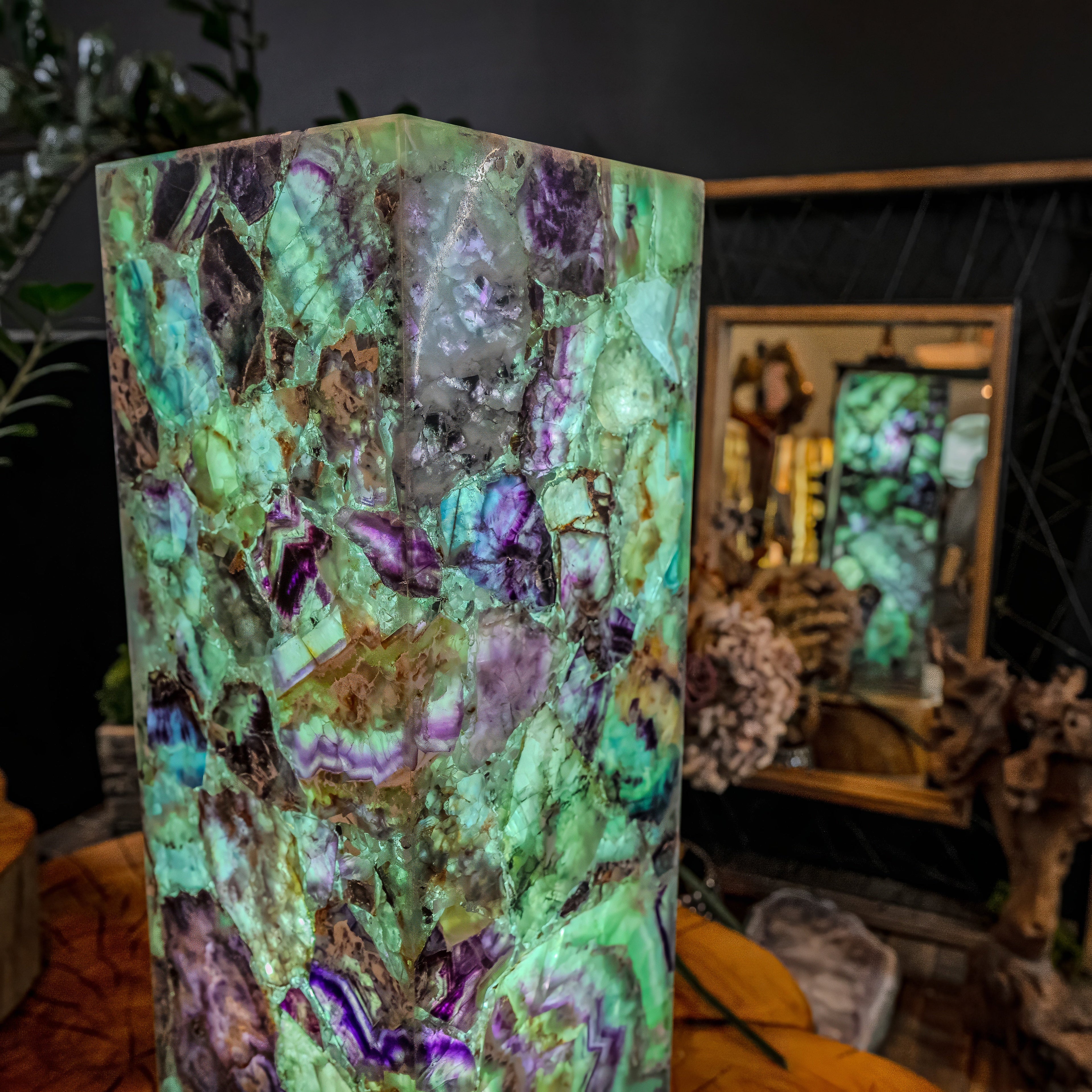 Fluorite Crystal Table Lamp (Medium Size) #1