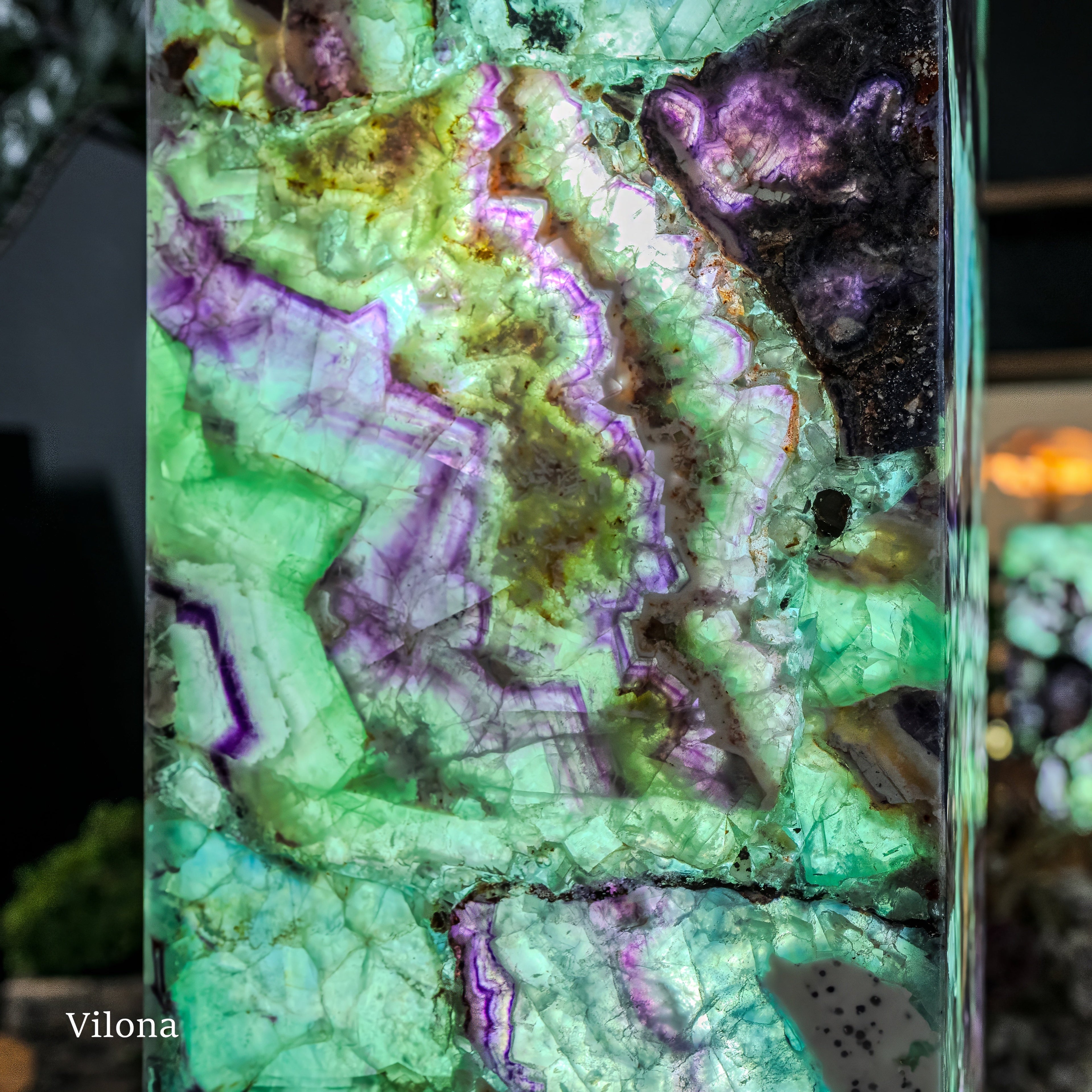 Fluorite Crystal Table Lamp (Medium Size) #2