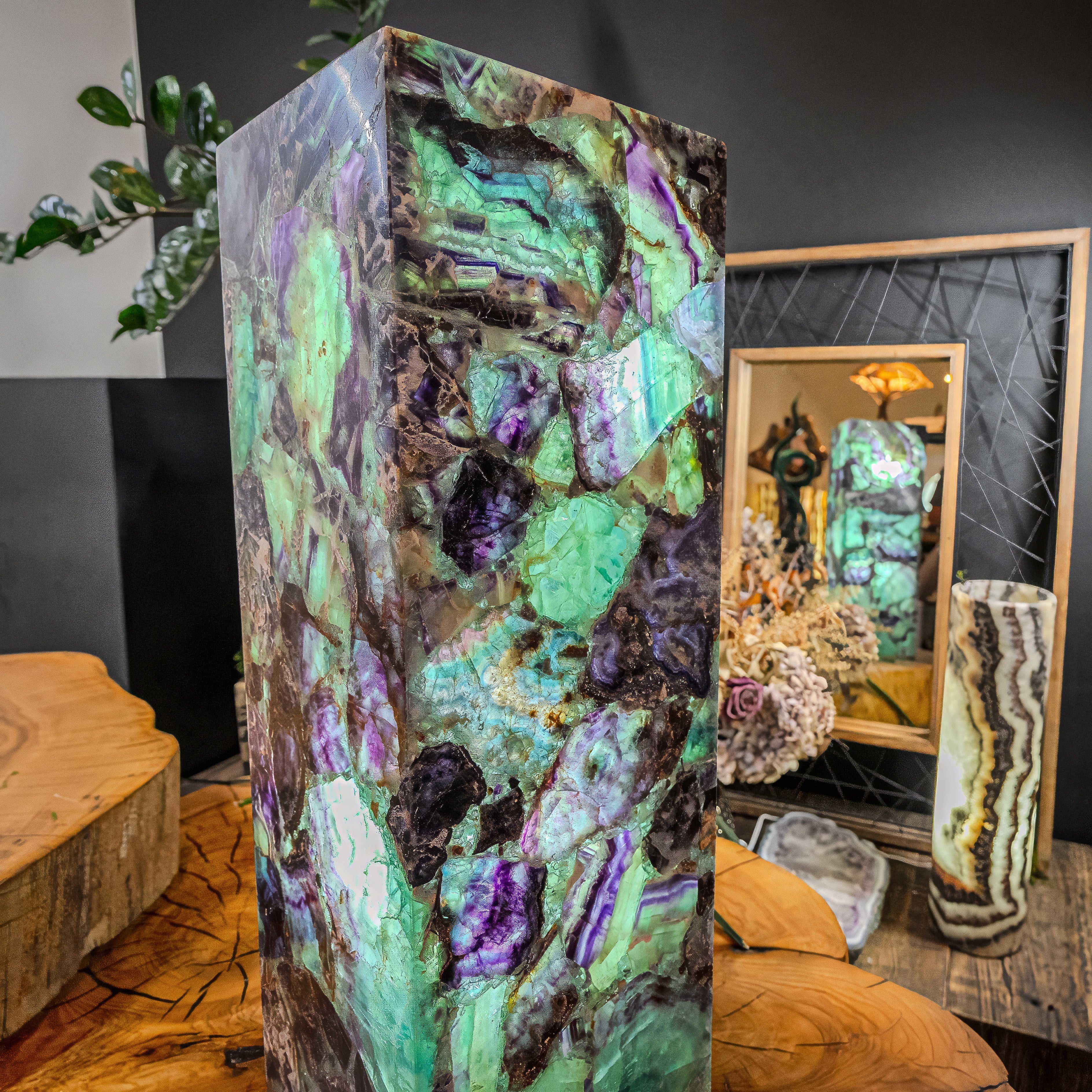 Fluorite Crystal Table Lamp (Medium Size) #4