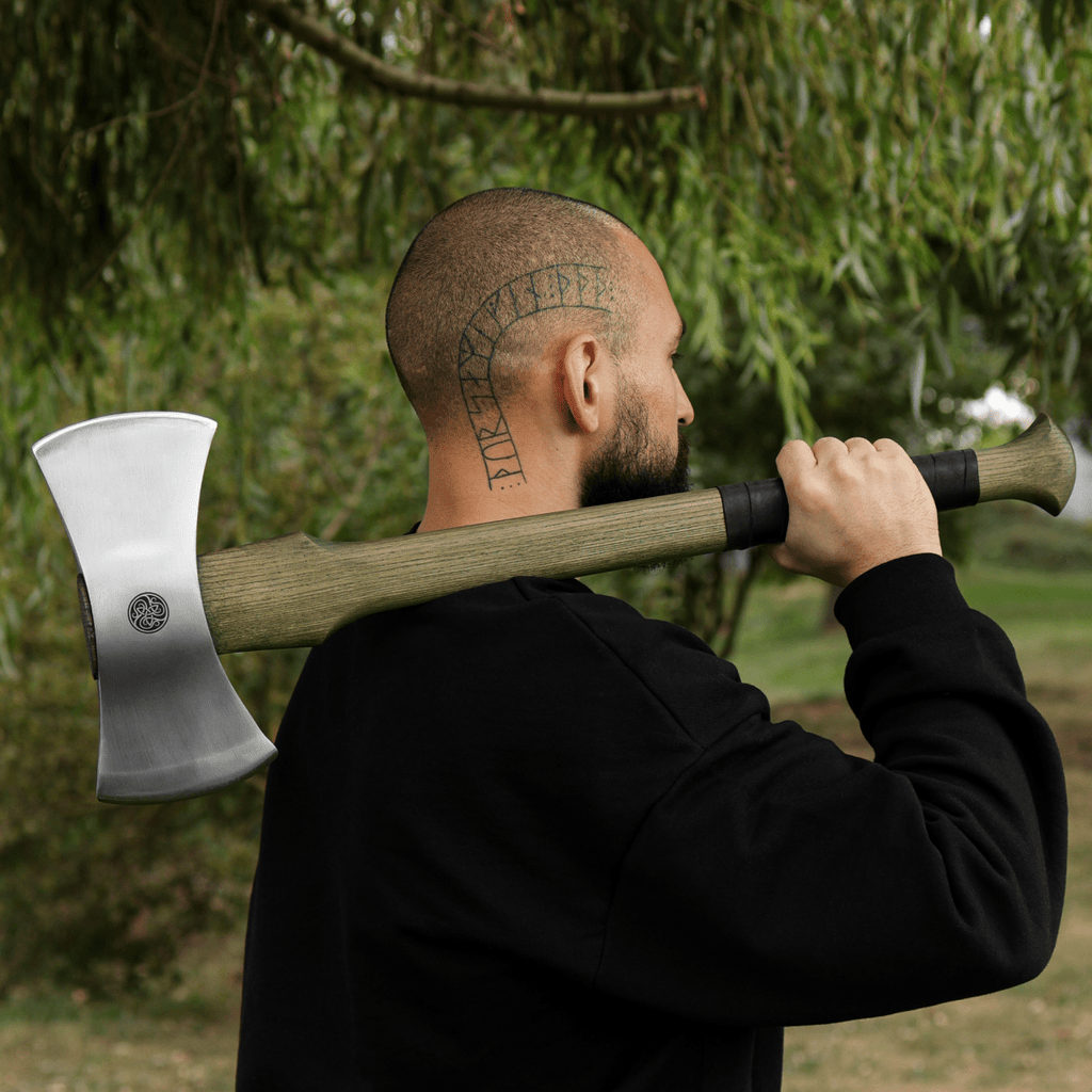 Functional double bit axe "Vargstal"