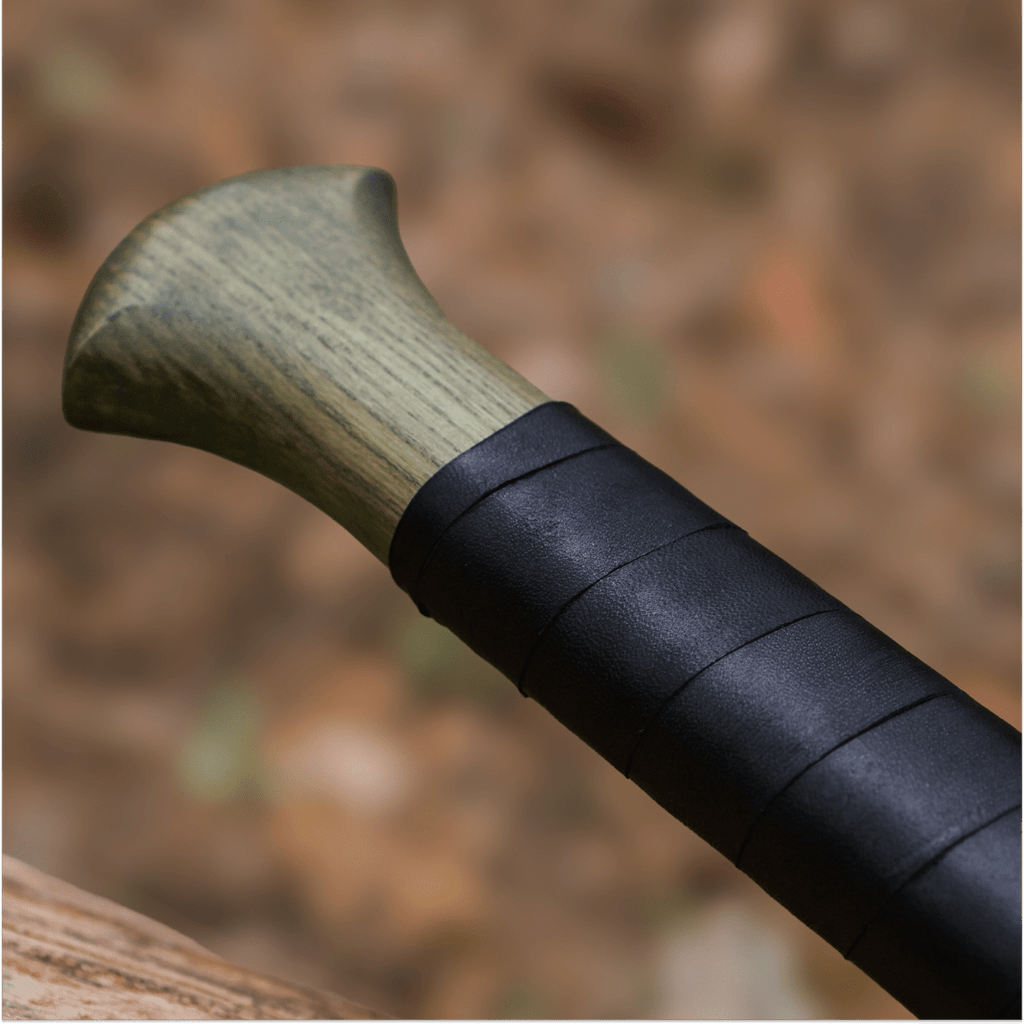 Functional double bit axe "Vargstal"
