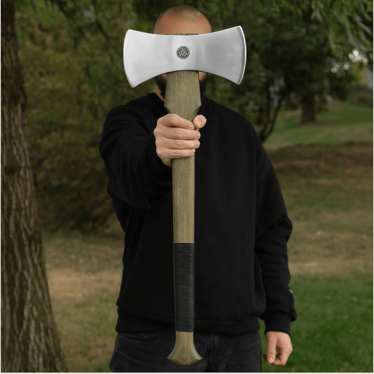 Functional double bit axe "Vargstal"