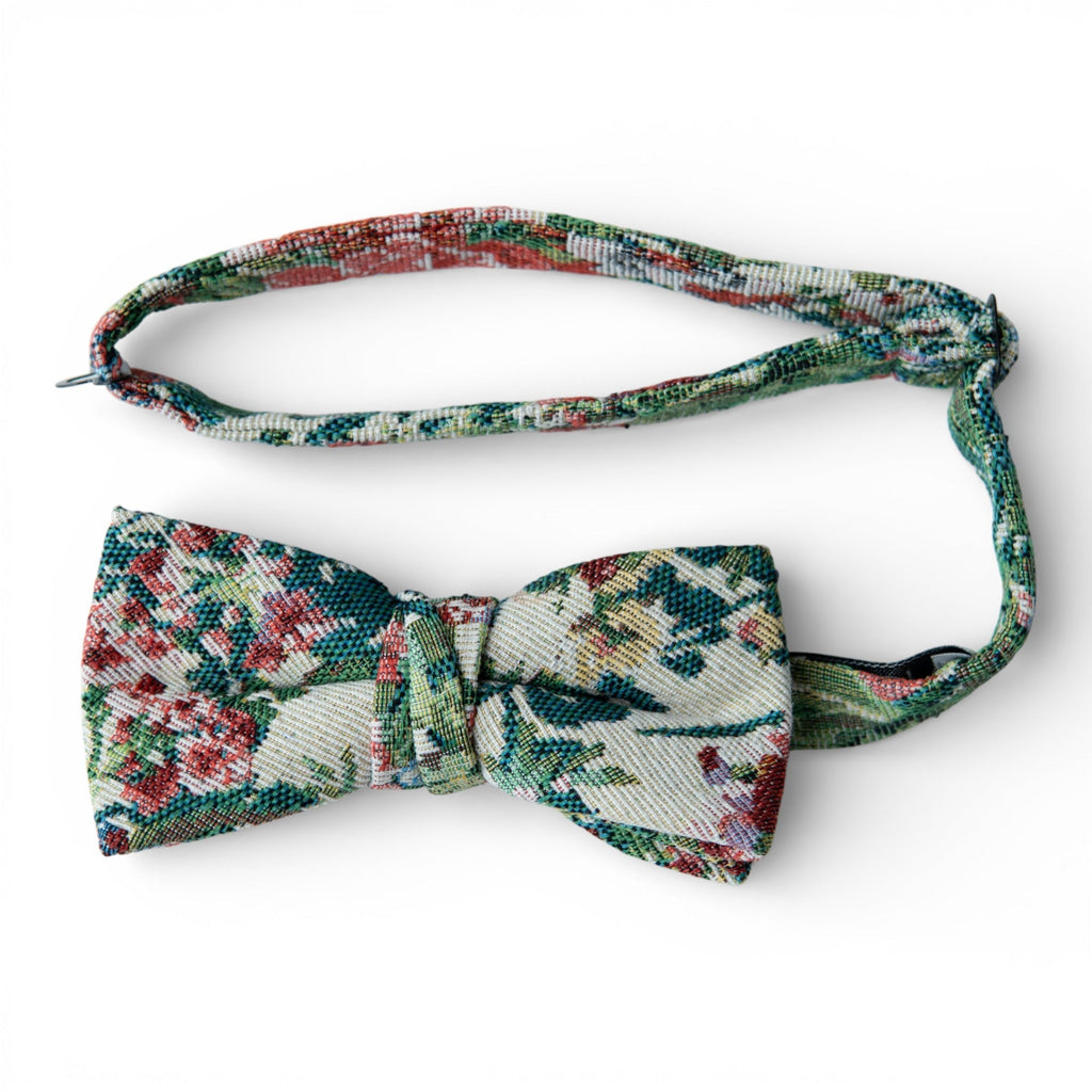 Gran's House - Men's Pre-tied Bow Tie