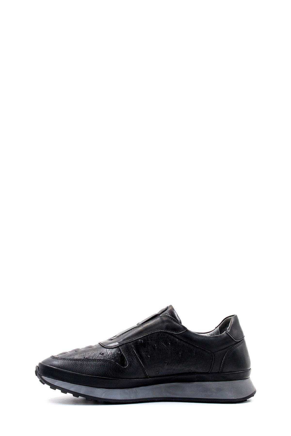 Men's Black Leather Sneakers with Textured Sole - Wessi