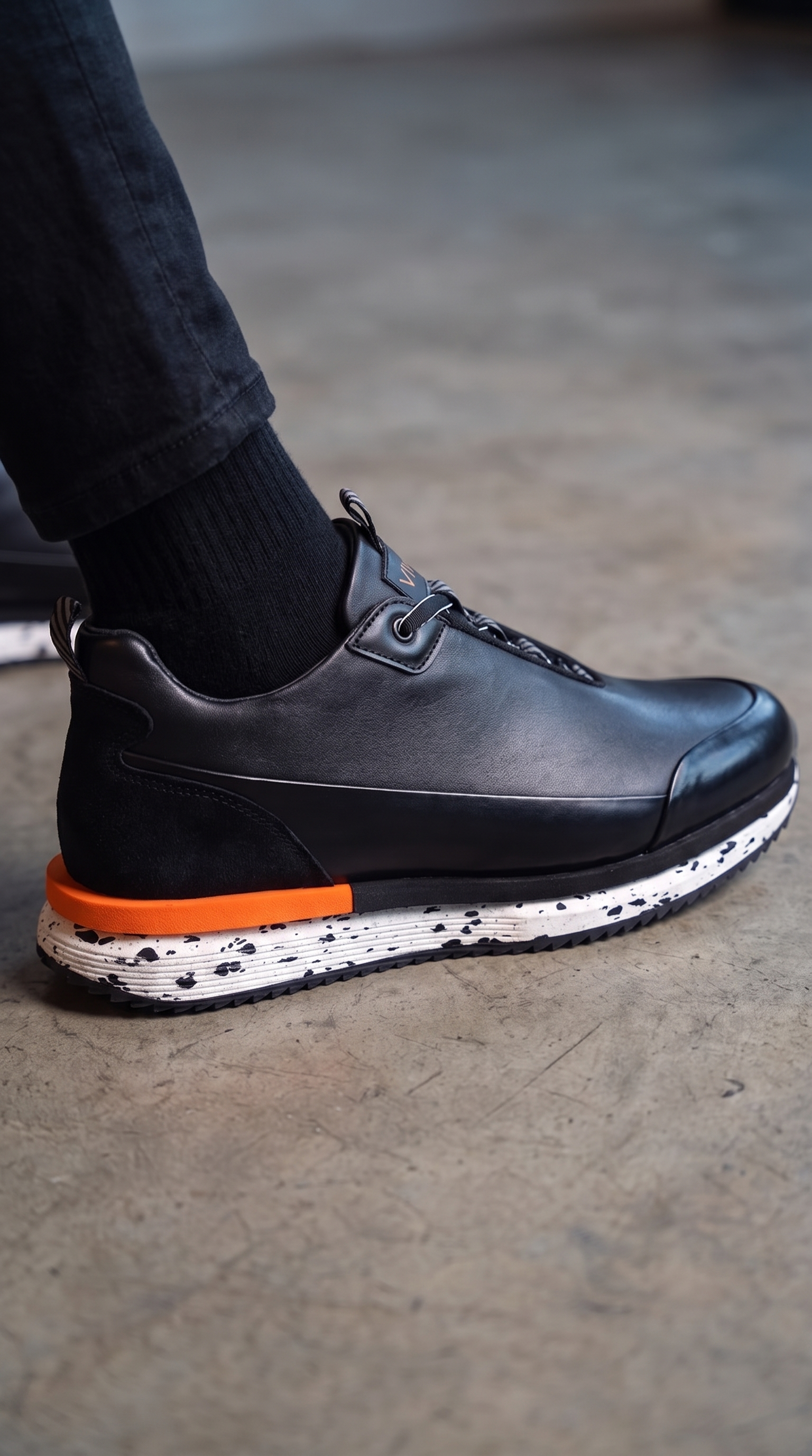 The Milford  Black  Leather Men Sneaker