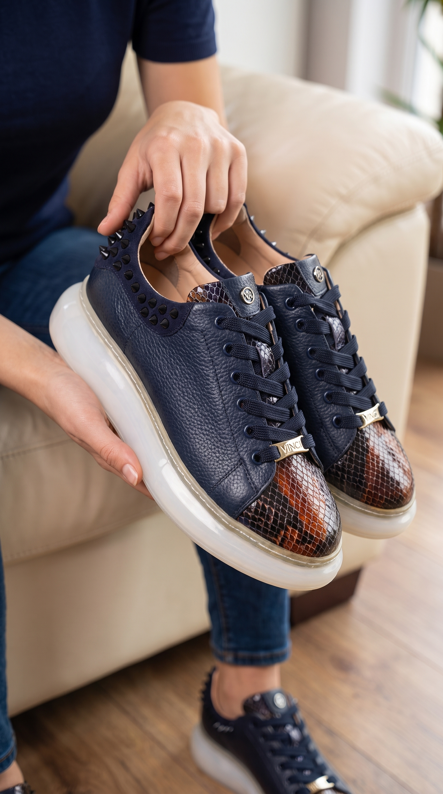 The Venezia Dark Blue Leather Women Sneaker