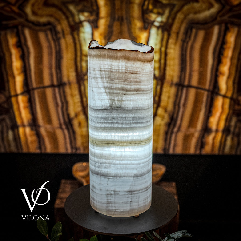 Ice Onyx Table Lamp (Live Edge #2)