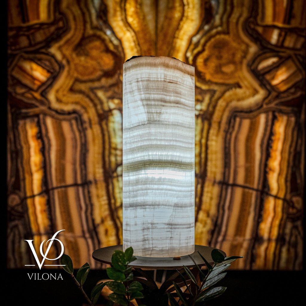 Ice Onyx Table Lamp (Live Edge #2)
