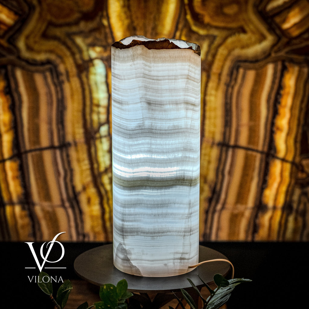 Ice Onyx Table Lamp (Live Edge #5)