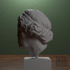 Elderly woman Lysimache