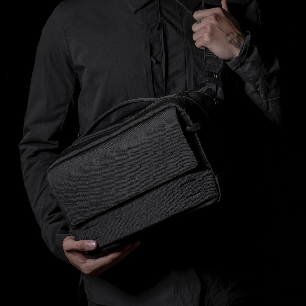 New! GRIP-SLING 12 EMBERTEX™ PFAS FREE  - JET BLACK : 12L