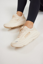 HOKA W Bondi 9