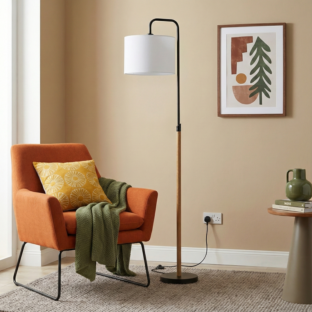Lior Floor Lamp Wooden Pole