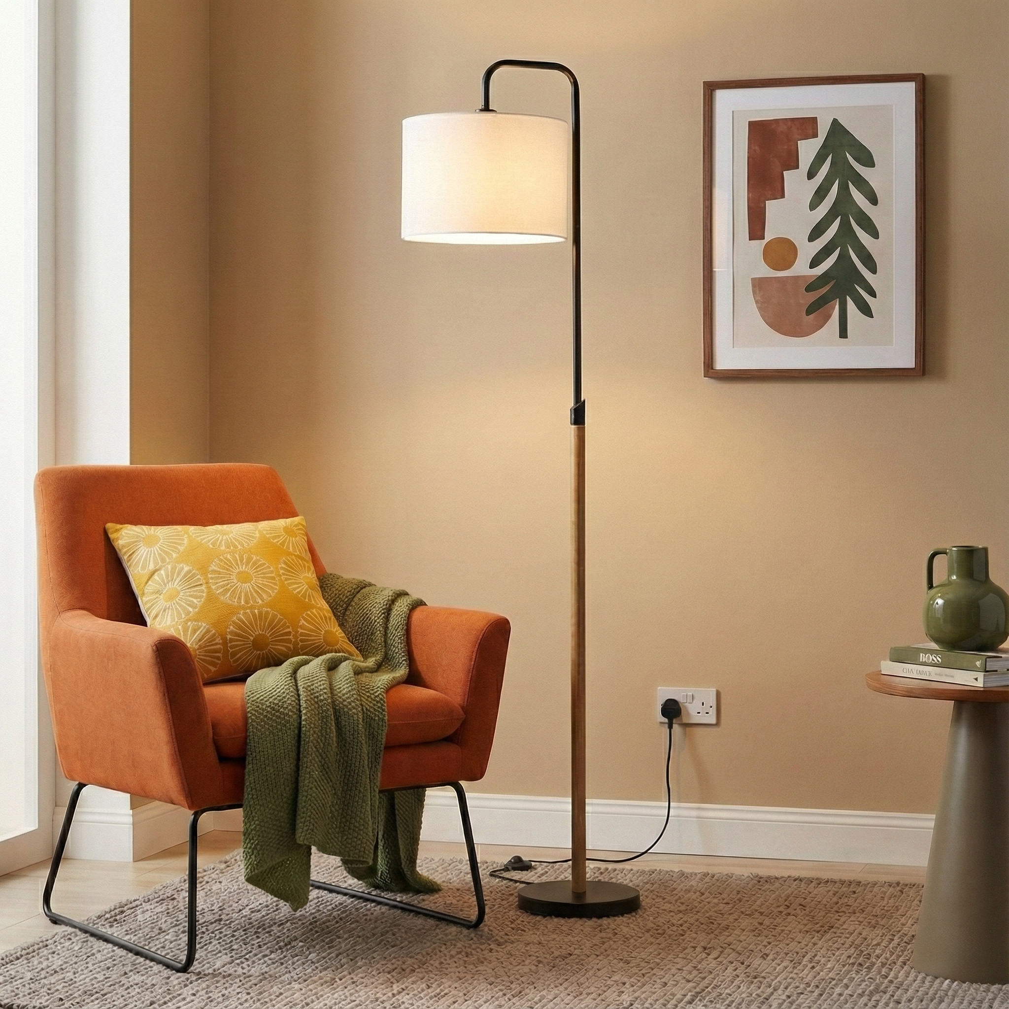 Lior Floor Lamp Wooden Pole