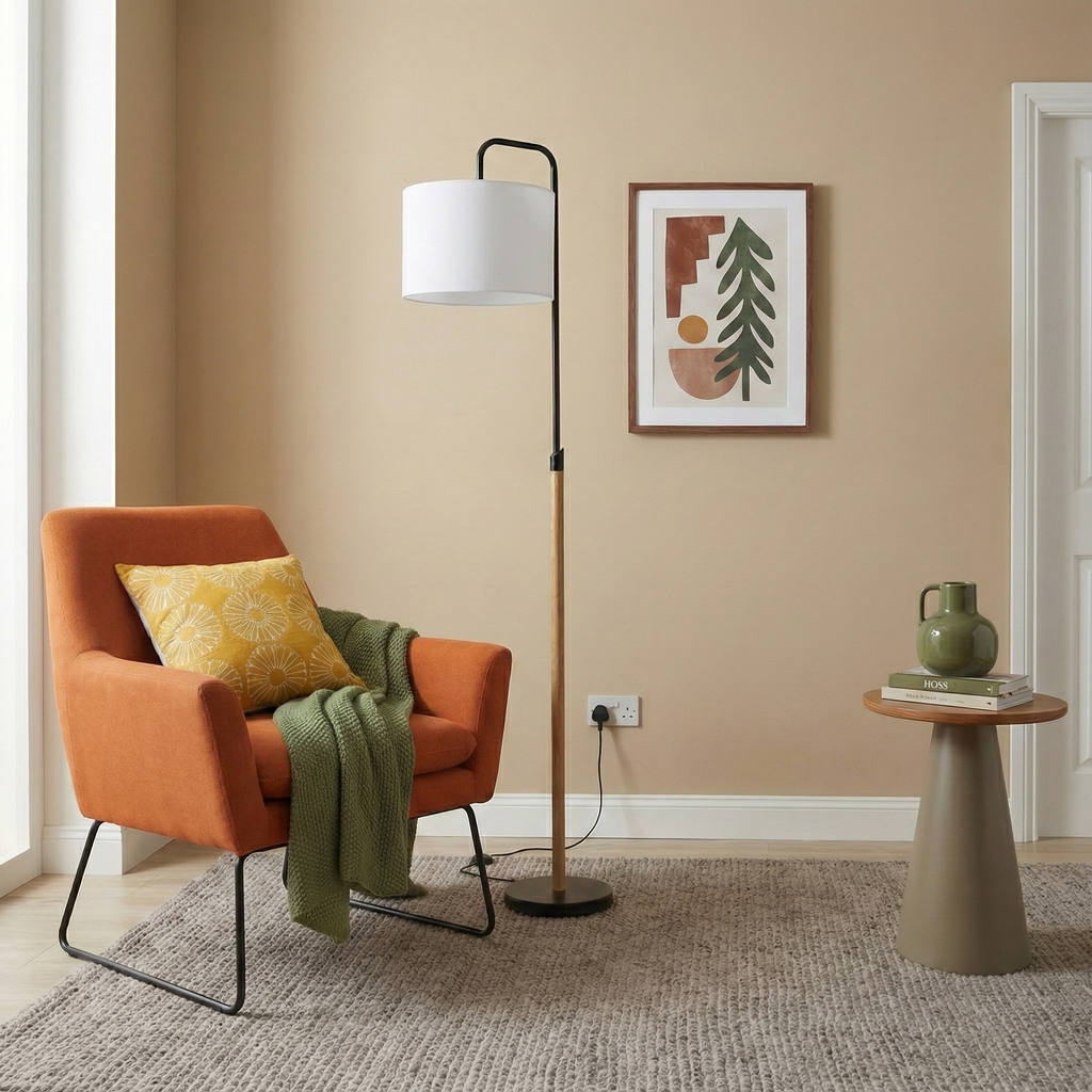 Lior Floor Lamp Wooden Pole