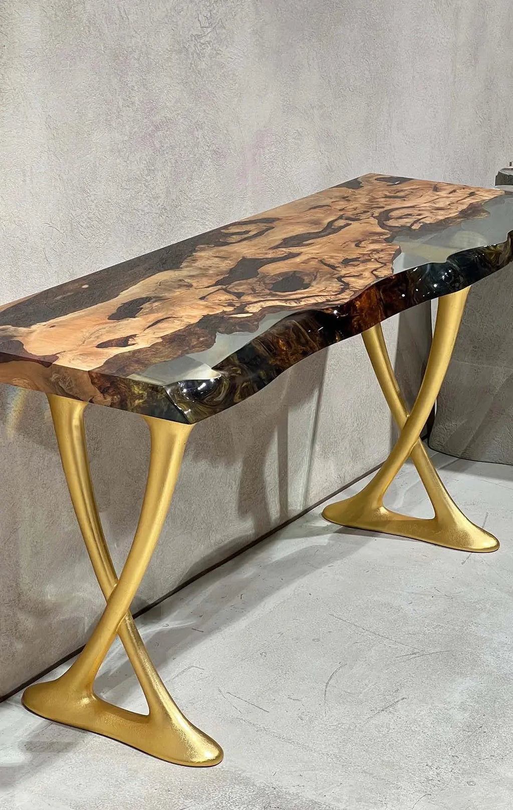 Resin Live Edge Console Table Made of Linden Wood - Foyer Table- Entryway Table