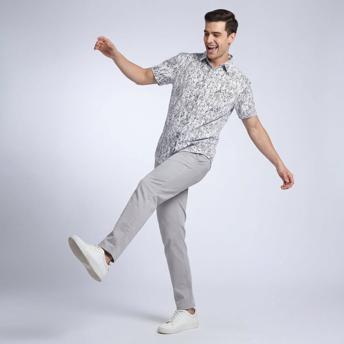 Geometric Cascade SS Shirt WHITE/BLACK