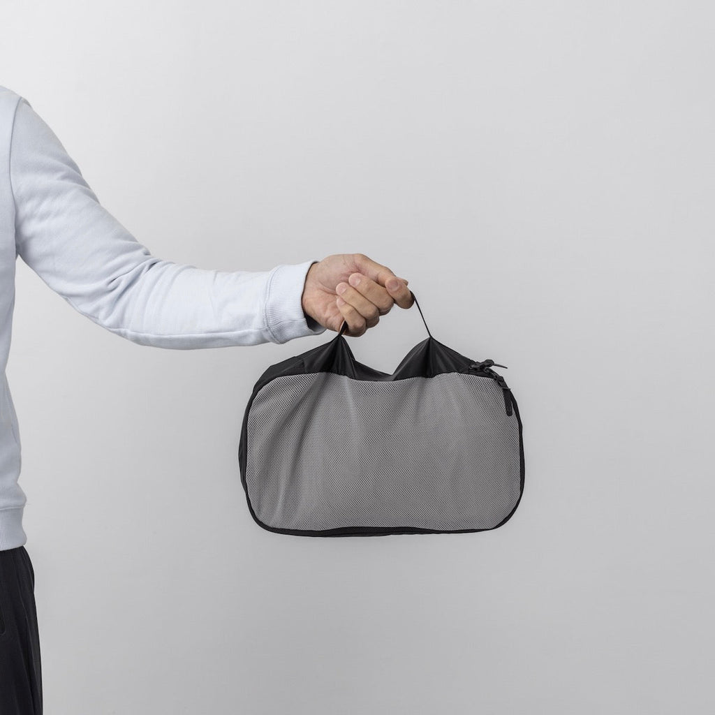 PACKING CUBE SMALL - JET BLACK : 7L