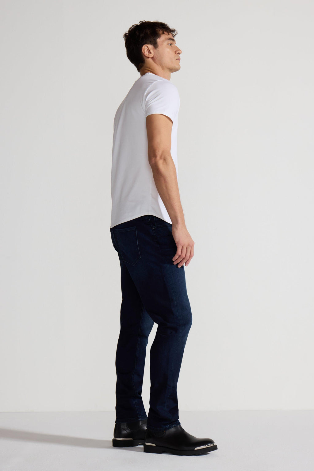 Brando Vail