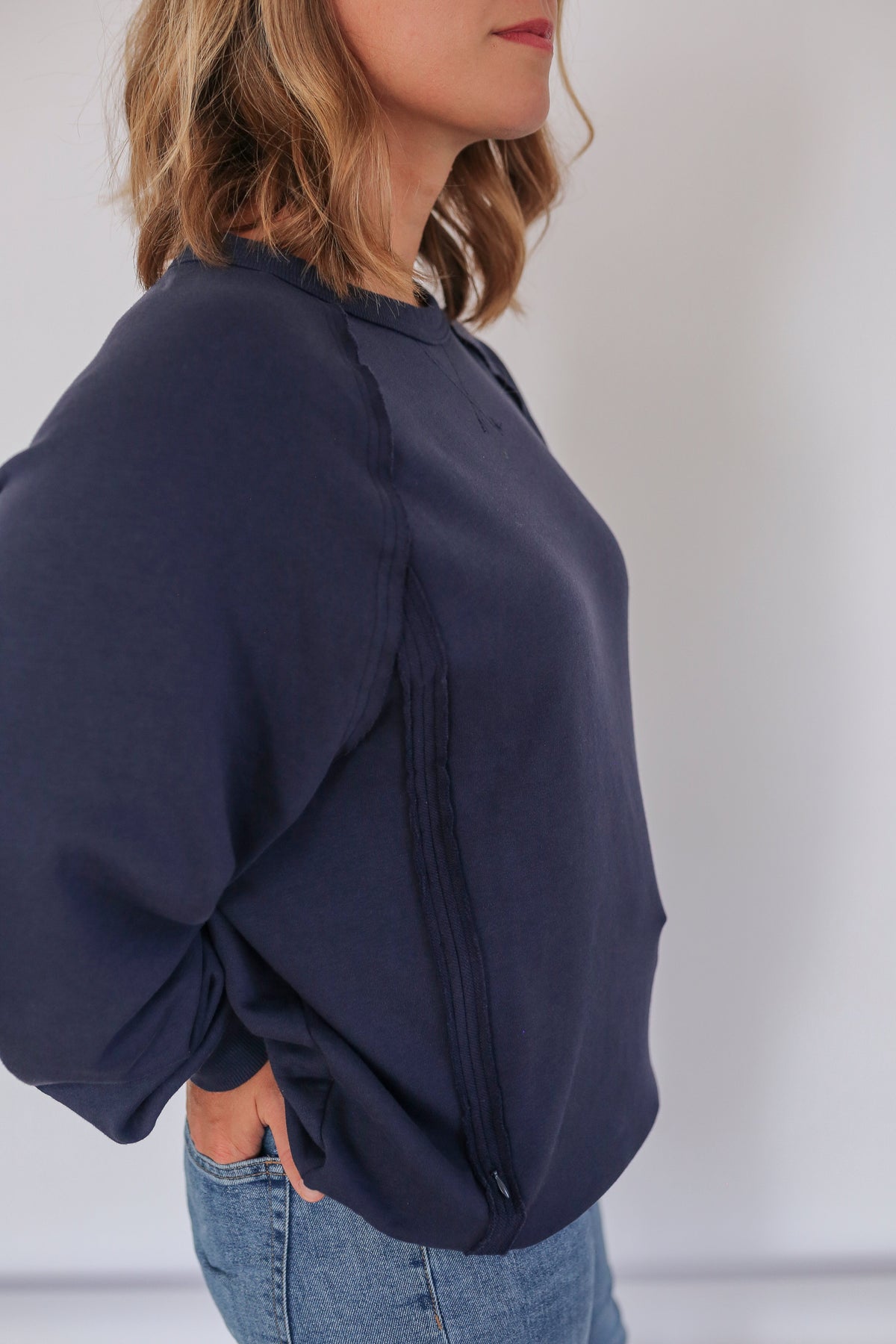 Big Hug Vertical Zip Breastfeeding Crewneck
