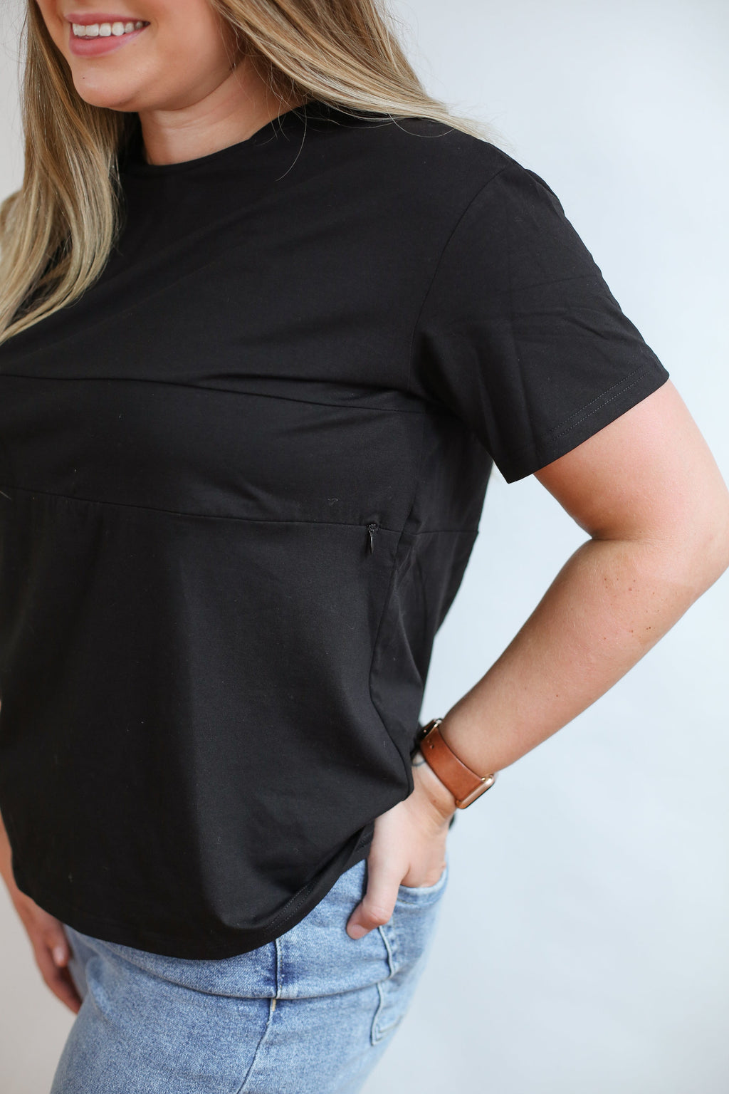 Classic Fit Invisible Zip Breastfeeding Tee