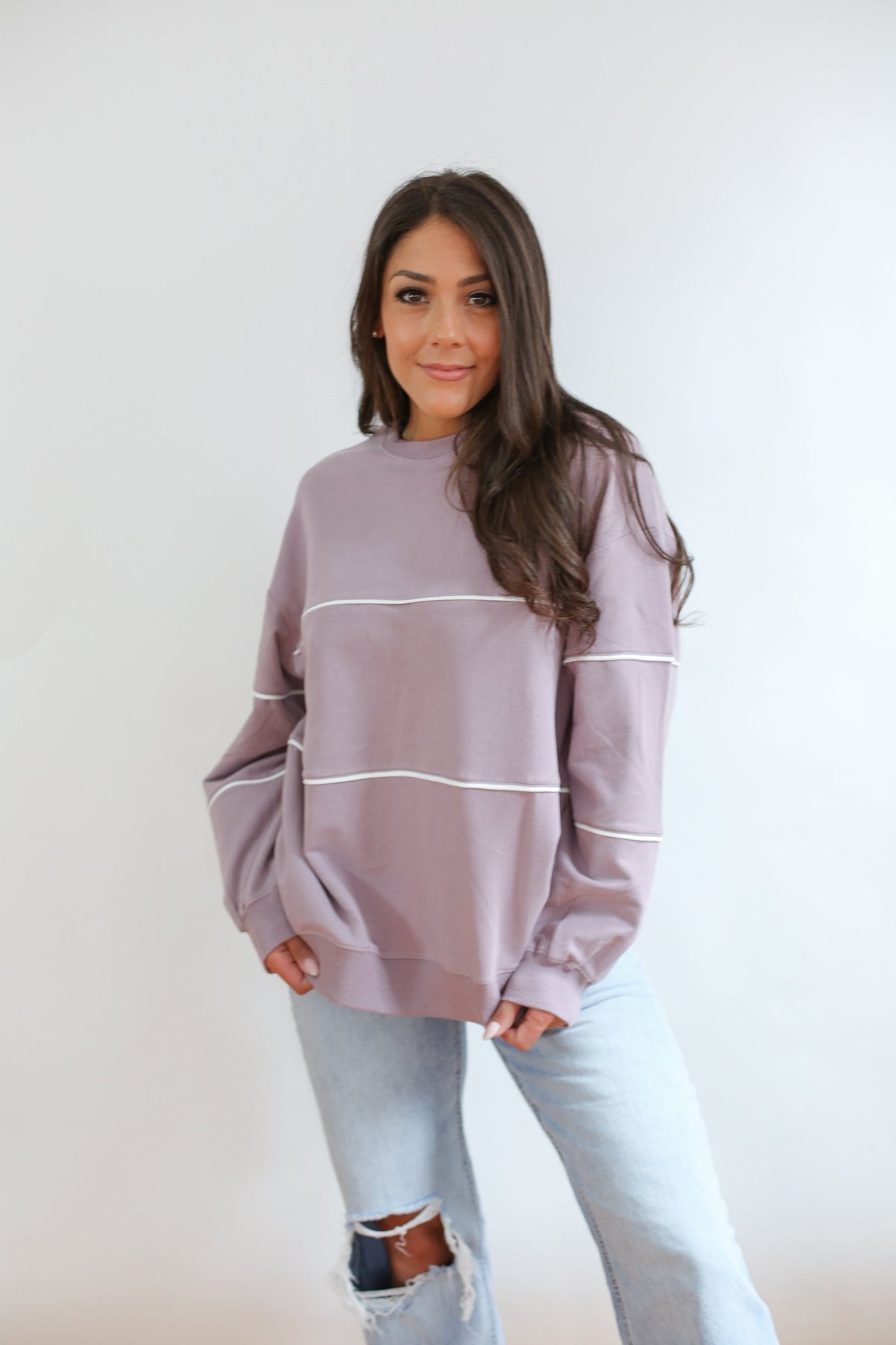 Relaxed Fit Invisible Zipper Breastfeeding Sweatshirt with Piping