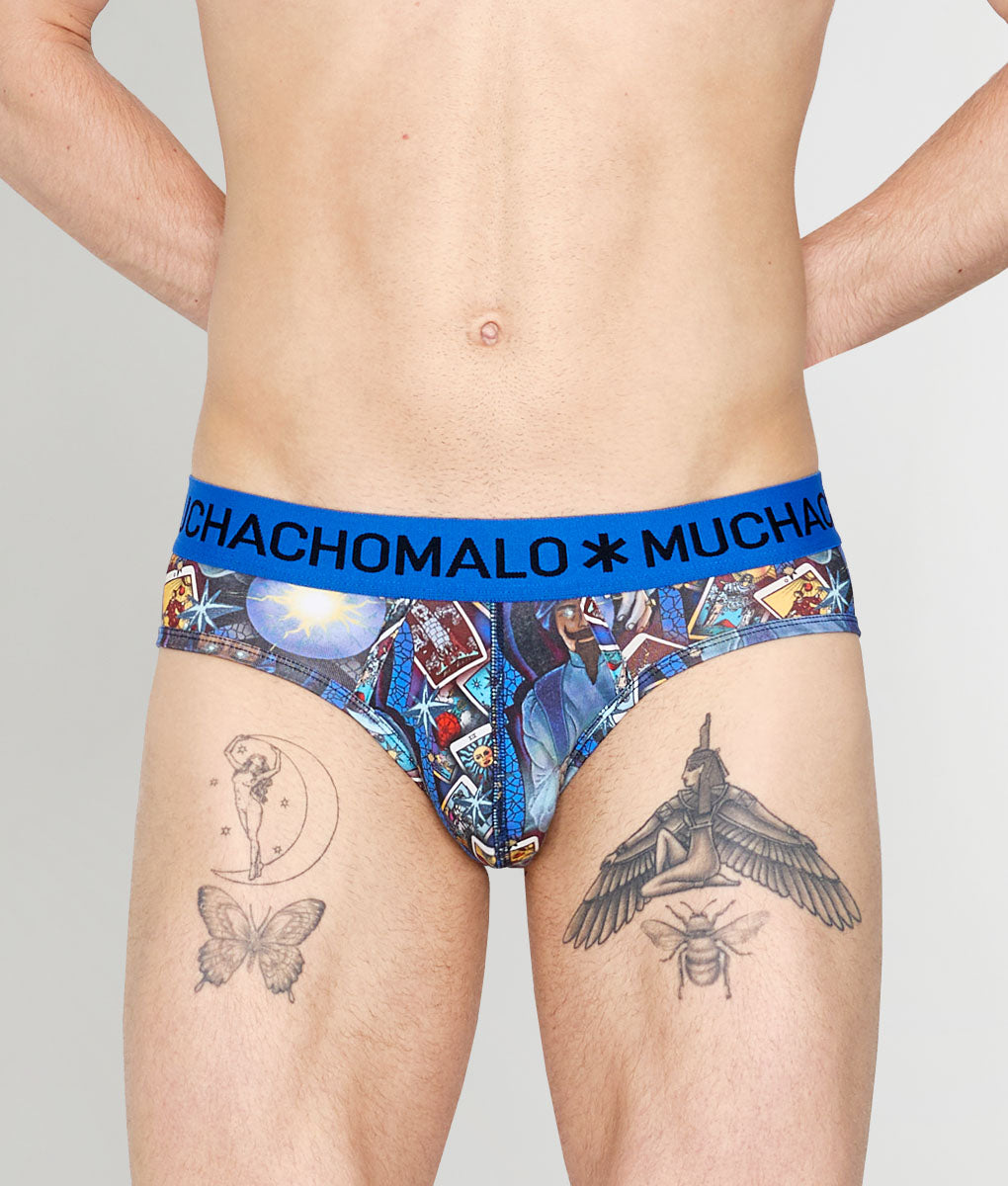Muchachomalo Magic Brief