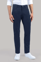 Performance Five Pocket // NAVY