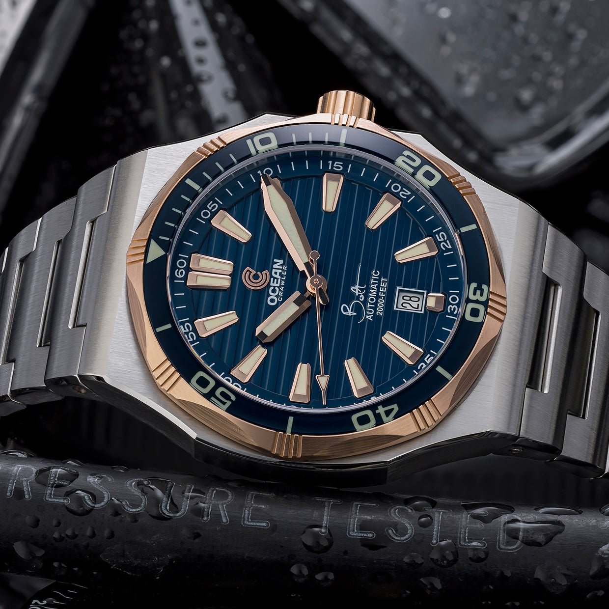 Bolt - Blue - Solid 18K Red Gold Bezel