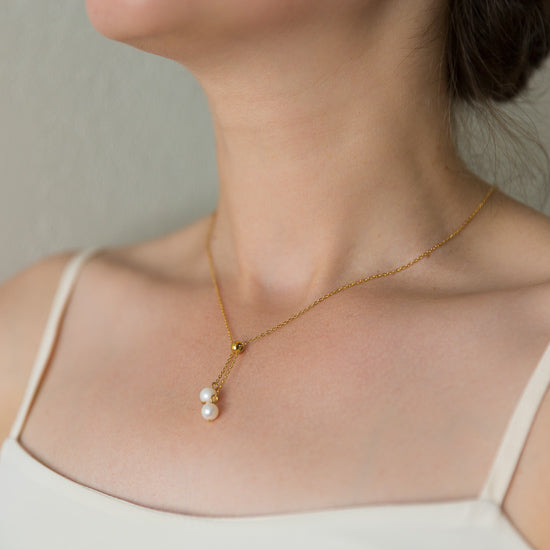 Arvo Pearl Drop Necklace