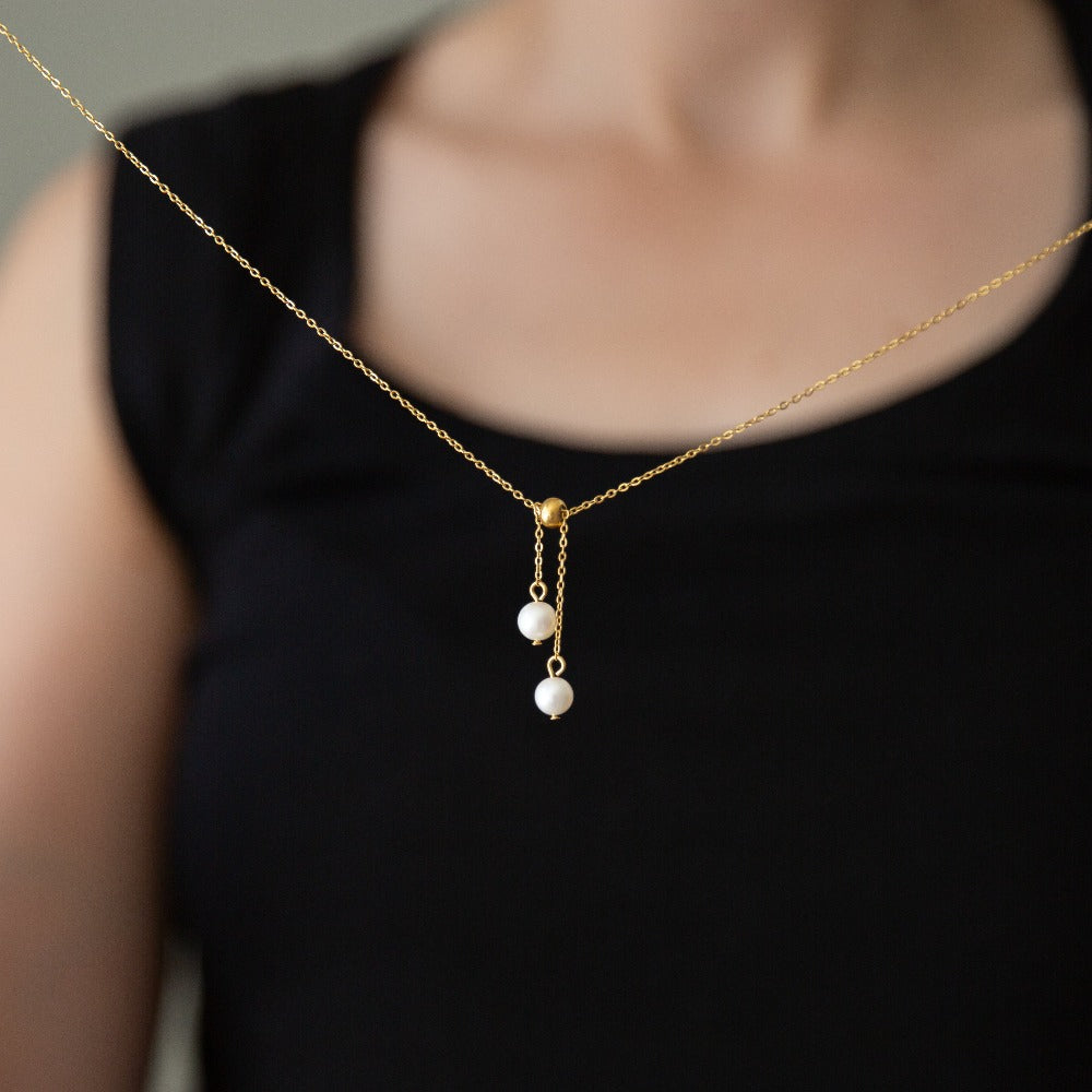 Arvo Pearl Drop Necklace